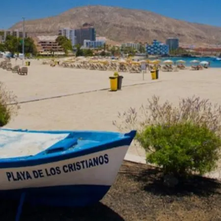 Estudio Helen And Peter En Cristianos Los Cristianos (Tenerife)